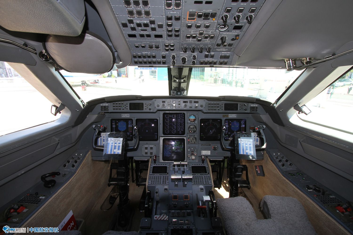 ���������Ӱ͵���ս��300