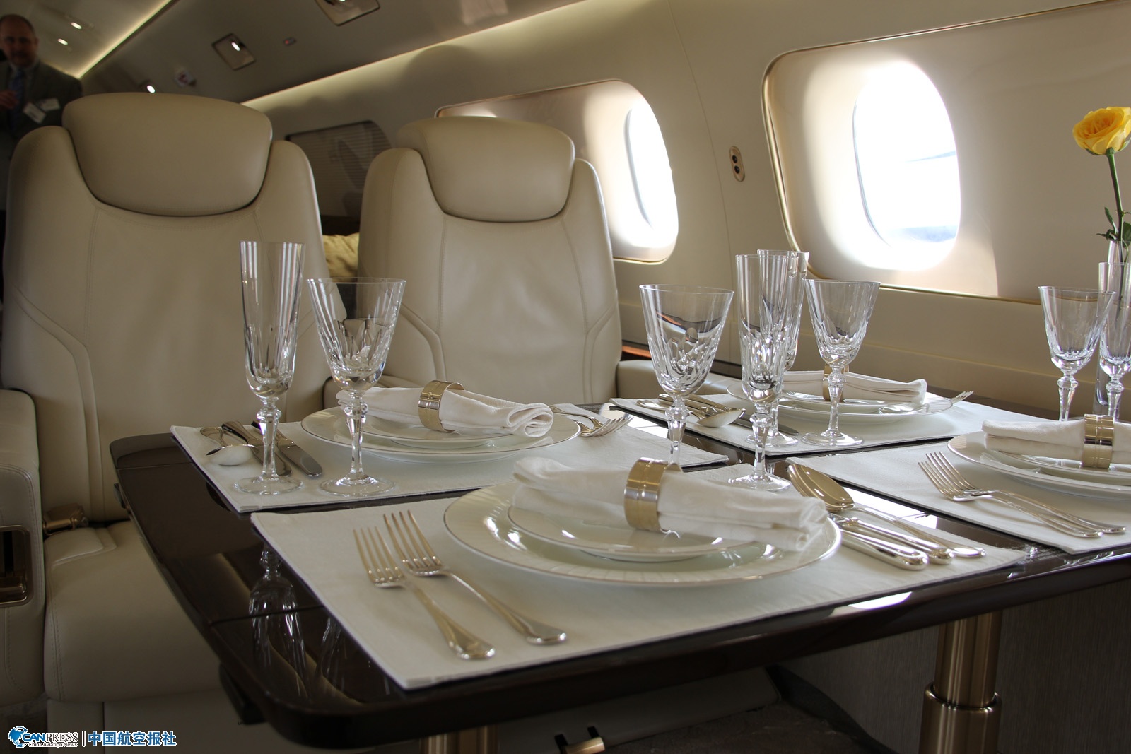 �Ӱ͵ϡ���Ϯ��1000�ڲ�������