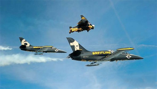 �����������������������ؼ����жӵĲ���ʷ����˫���ɻ��������