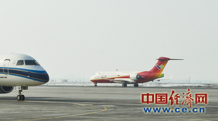 ARJ21-700�ɻ�����³ľ�������Ȼ��������Է�